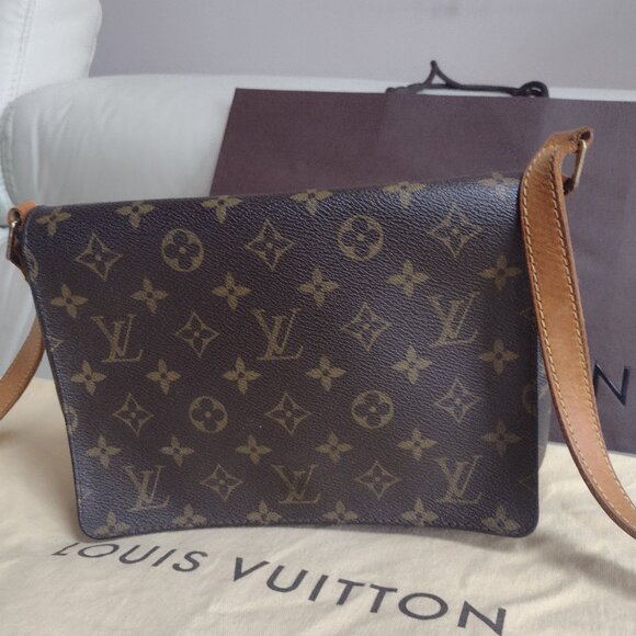 💯% Authentic Louis Vuitton Musette Tango Bag - Picture 13 of 14